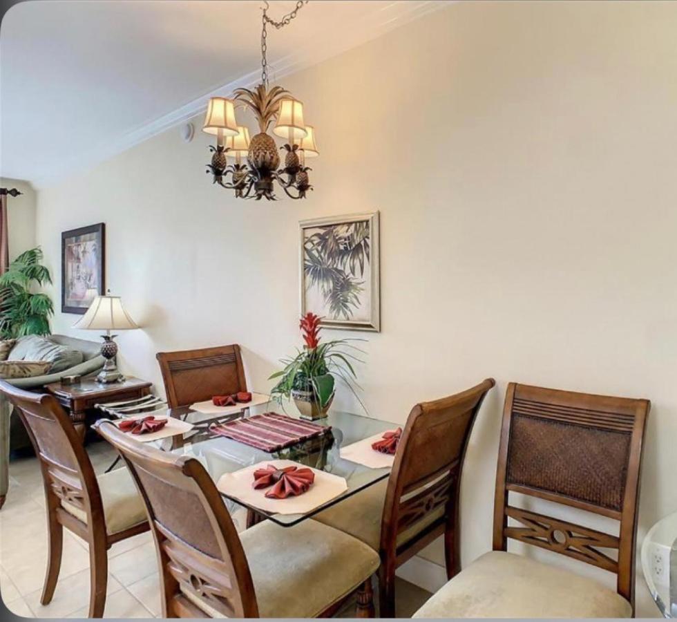 Apartment Blue Heron Retreat: Proximity & Dining Convenience